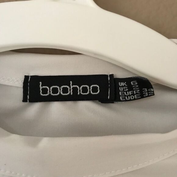 NEW Knot Front Crop T-shirt - Picture 3 of 5